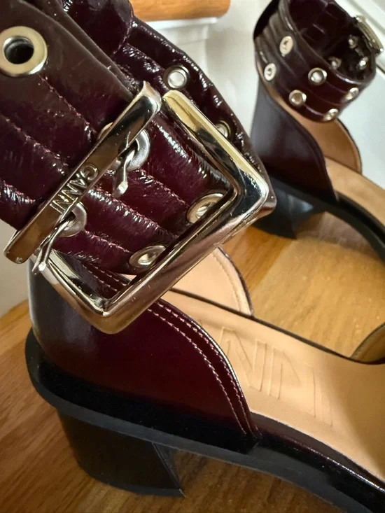 Ganni Chunky Buckle Open-Cut Pumps Burgundy Faux Leather  40  (US 9–9.5) - Picture 11 of 11